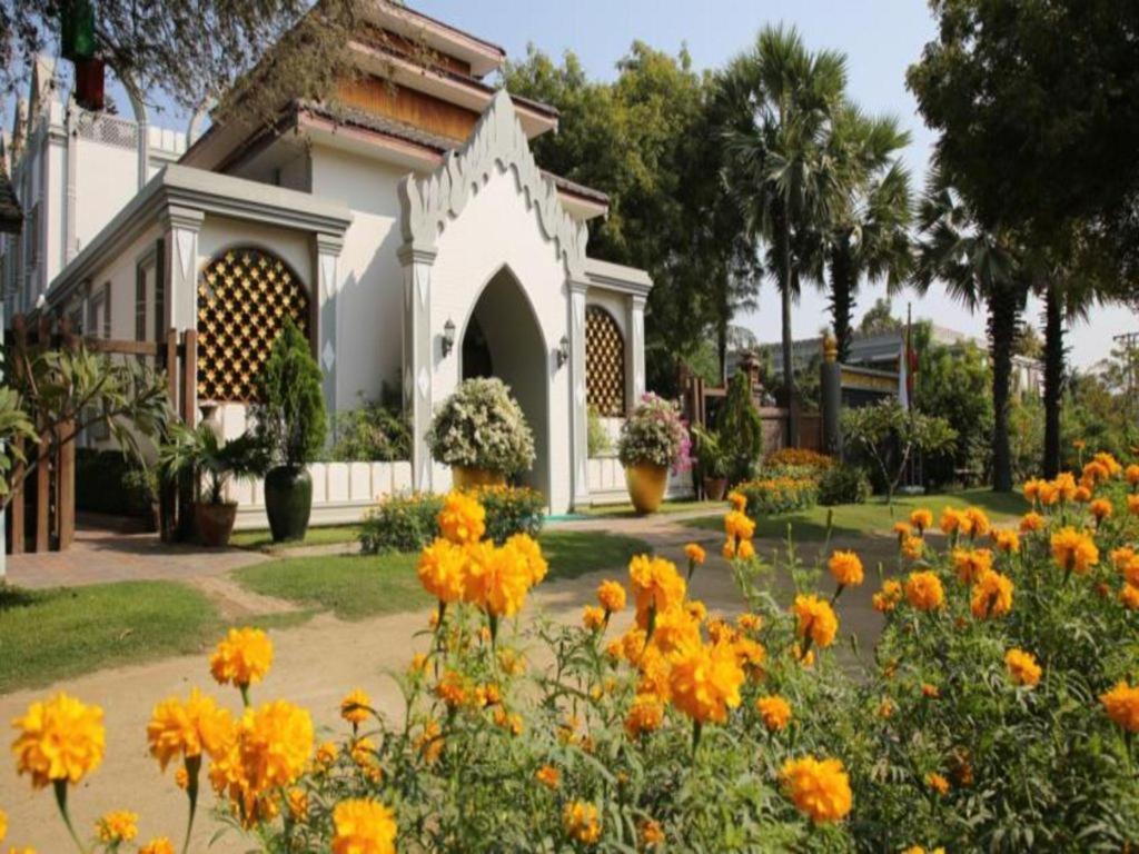 Hotel Shwe Yee Pwint Bagan