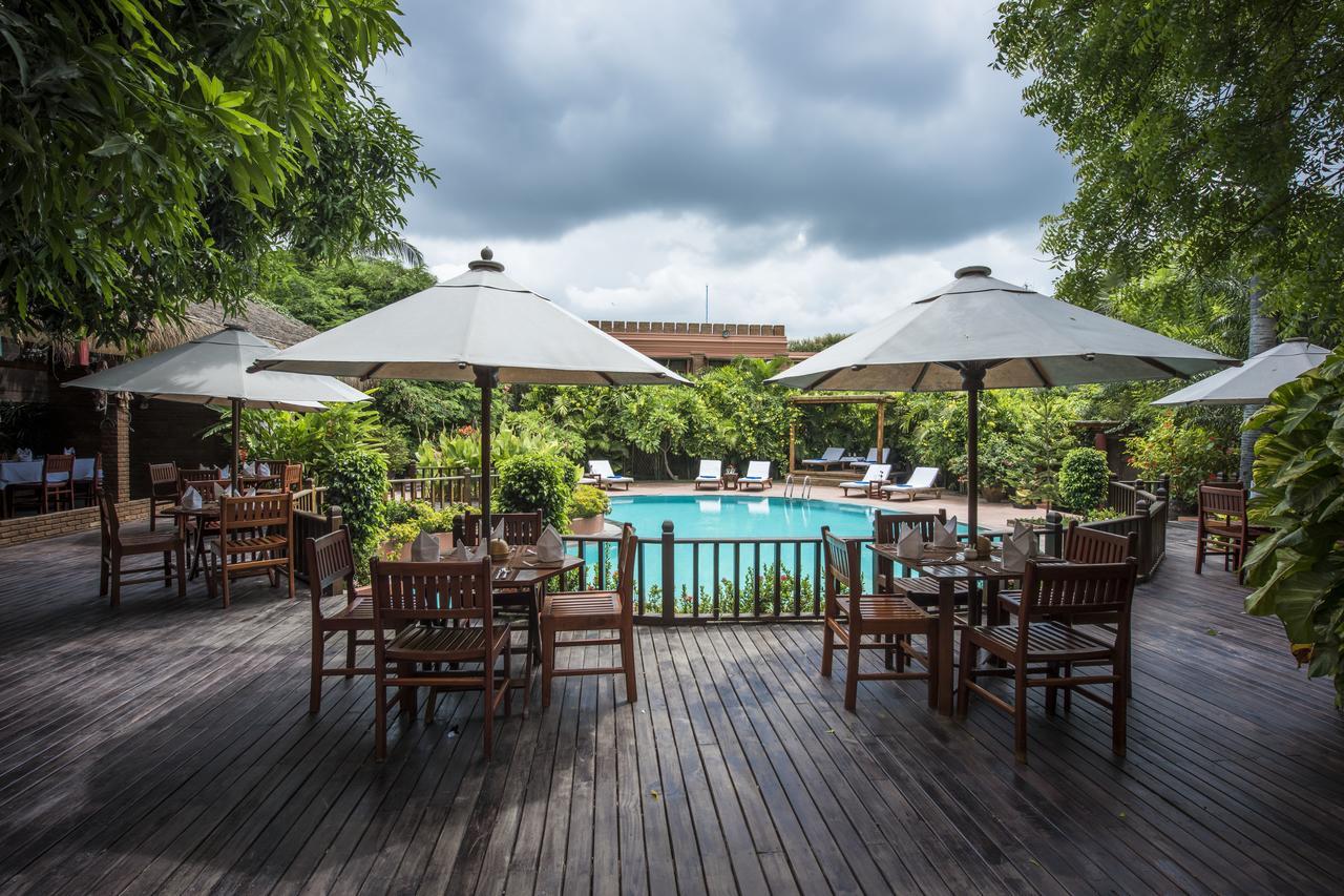 Hotel Shwe Yee Pwint 3*